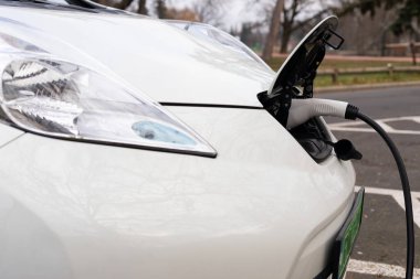 Elektrikli otomobil için güç kaynağı