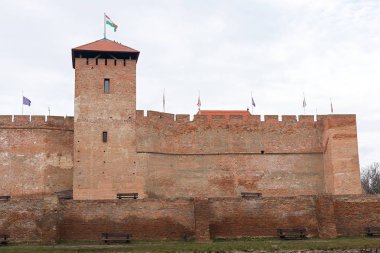  Güzel Gyula kale