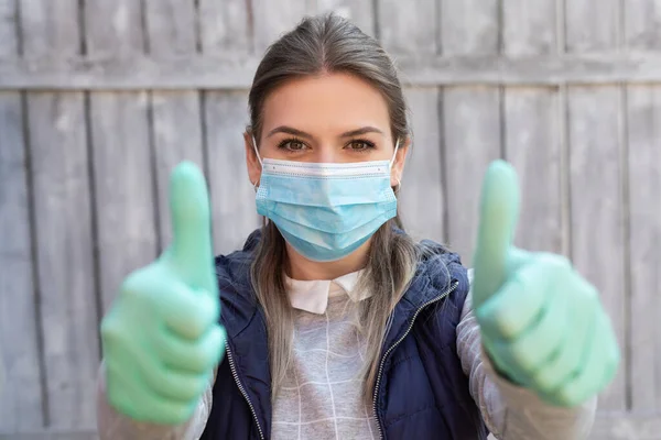 Caucasian Woman Protective Mask Gloves Showing Thumbs Outdoor — Stock Photo, Image