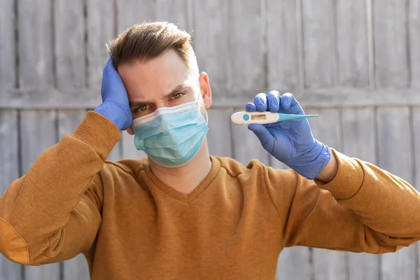 Portrait Young Man Contaminated Covid Wearing Mask Gloves Holding Digital — Stock Photo, Image