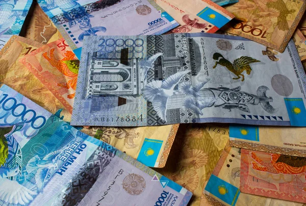 Tenge KZT. Kazakistan Ulusal para birimi, KZ. Döviz kuru. Ekonomi, kalkınma, iş, banka, Broker.