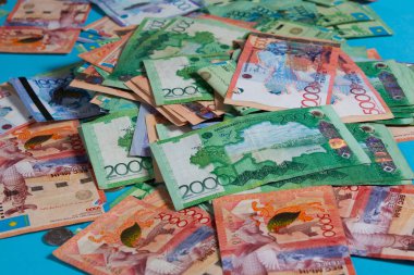 Tenge Kzt. Kazakistan 'ın ulusal para birimi, Kz. Değişim oranı. Ekonomi, kalkınma, iş, banka, komisyoncu. BanknotName