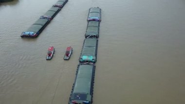 4 k kamyon tekne chaopraya nehir Bangkok Tayland