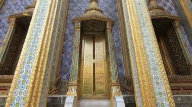 Wat Phra Kaew veya Tapınağı Emerald Buda veya Wat Phra Si Rattana Satsadaram, Tayland en kutsal Budist tapınağı
