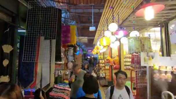 2017年3月11日 Jatujak 或乍都乍市场上不明身份的旅游商店 Jatujak 市场是泰国最大的市场 — 图库视频影像