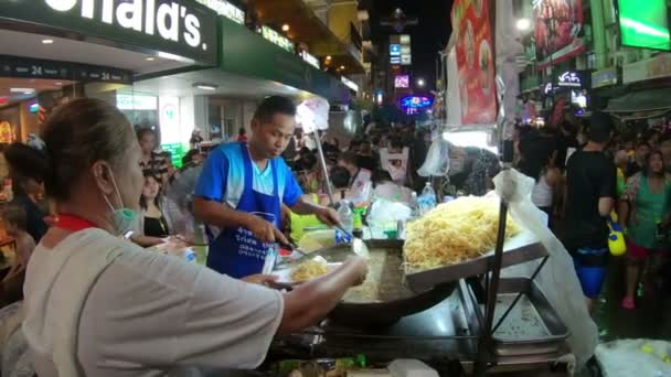 Bangkok Thajsko Dubna 2018 Street Food Restaurace Khao San Road — Stock video