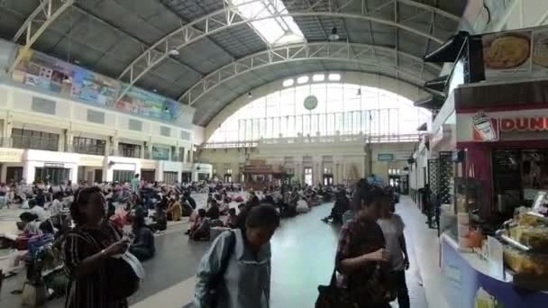 Bangkok Thailand Mars 2018 Insidan Bangkok Hua Lamphong Railway Station — Stockvideo