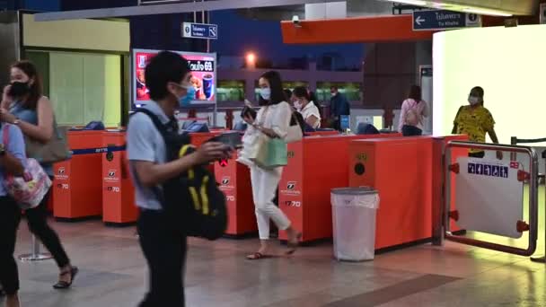 Bangkok Thailand May 2020 Passenger Ticket Gate Wears Mask Covid — 비디오