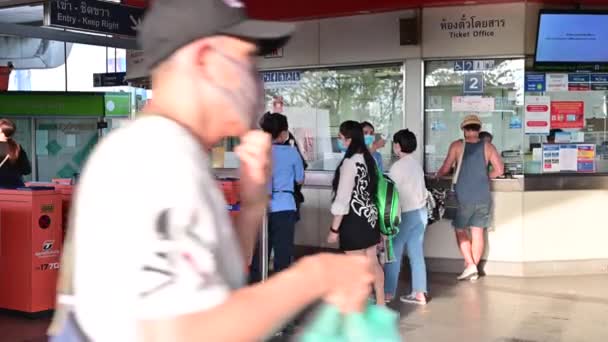 Bangkok Tailândia Maio 2020 Posto Controle Temperatura Corporal Entrada Portão — Vídeo de Stock