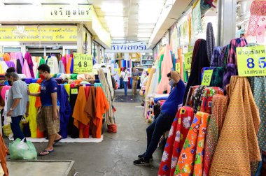 Bangkok, Tayland - 12 Mayıs 2020: Phahurat Market, Bangkok Tekstil Ticaret Merkezi