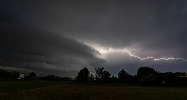 Rayo Cielo Tormentoso —  Fotos de Stock