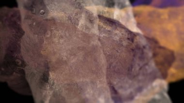 Bir mağaraya yakın çekim