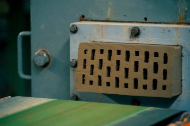 Tuğla üretimi, içi boş tuğla fabrikası..