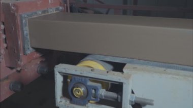 Tuğla üretimi, içi boş tuğla fabrikası. Tuğla üretimi, tuğla fabrikası.