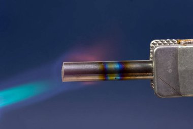 Akkor tungsten çubuk gaz yakıcı. Akkor tungsten çubuk gaz brülörlü.