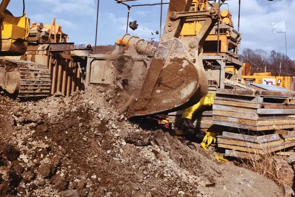 Balde Bulldozer Bulldozer Cava Buraco — Fotografia de Stock