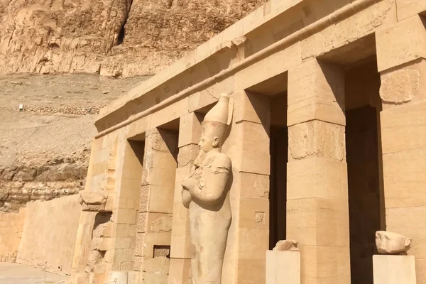 Edificios Columnas Antiguos Megalitos Egipcios Antiguas Ruinas Edificios Egipcios —  Fotos de Stock