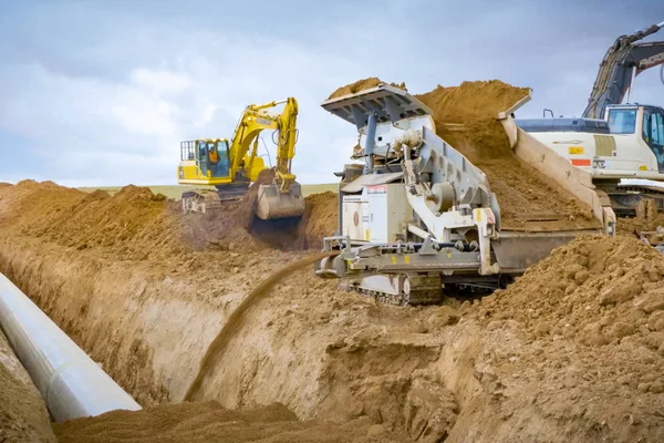 Moskau Russland Mai 2018 Arbeiter Mit Helmen Auf Der Baustelle — Stockfoto