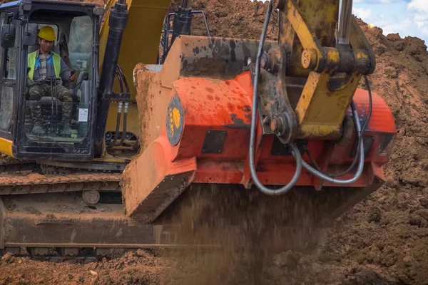 Moskau Russland Mai 2018 Arbeiter Mit Helmen Auf Der Baustelle — Stockfoto