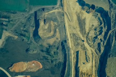 Tuğla üretimi için kil ocağı..