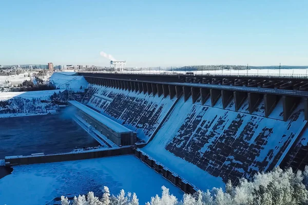 Fraternale Waterkrachtcentrale Uitzicht Dam Rivier Industrieel Landschap — Stockfoto