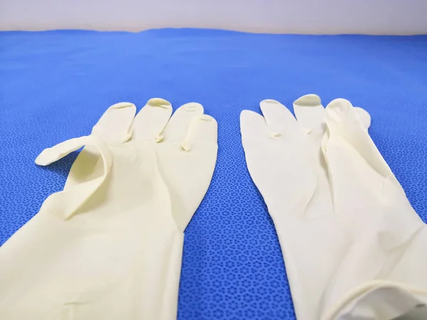 Ιατρικά και χειρουργικά γάντια — Φωτογραφία Αρχείου
