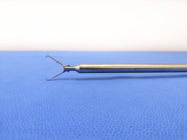 Laparoskopik Tenaculum Tutucu Forseps İpucu