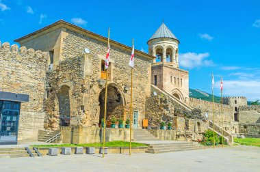 Mtsheta Svetitskhoveli katedral eski kapısı