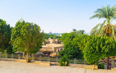 Kom Ombo bahçeleri