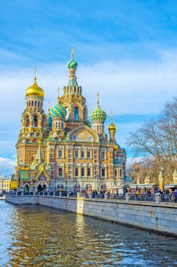 Ortaçağ Rus mimarisi örneği