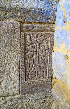Küçük khachkar