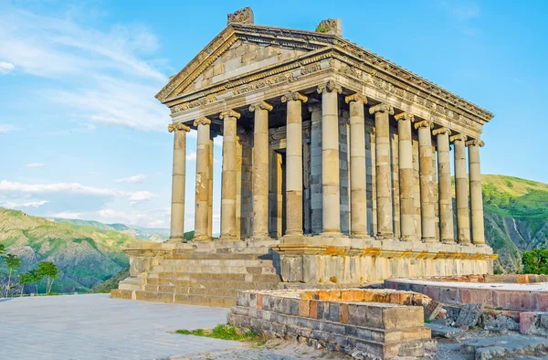 Le temple romain dans les hauts plateaux arméniens — Photo