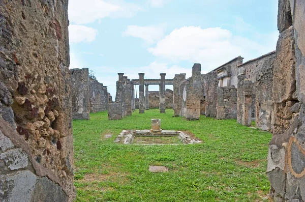 De antieke huis Pansa in Pompeii — Stockfoto