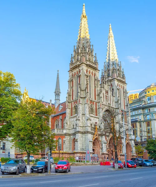 De gotische kathedraal in Kiev — Stockfoto