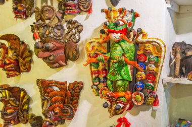 Mask iblisleri Maha Kola ile