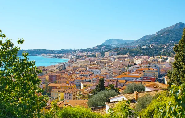 El paisaje urbano de Menton — Foto de Stock