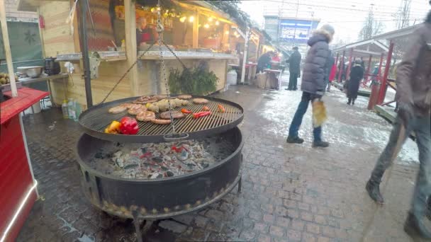 Christmas grillen — Stockvideo