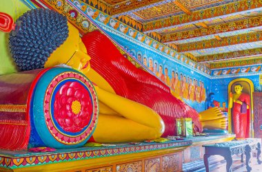 Buda Nirvana pozisyonda