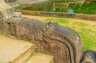 Budist Tapınağı oyma kabartma