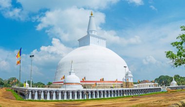 Stupa, filler