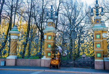 Şeker ve kulübe durak