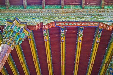 Khan'ın sarayında Arabesk