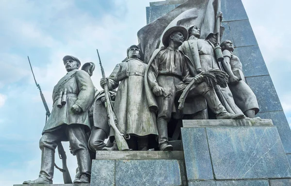 Las estatuas de revolucionarios — Foto de Stock