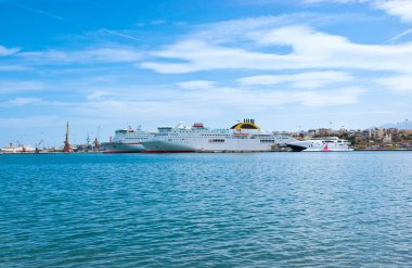 Feribot liman Kandiye