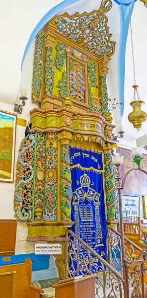 El Arco de la Torá de madera en la Sinagoga de Ari en Safed — Foto de Stock