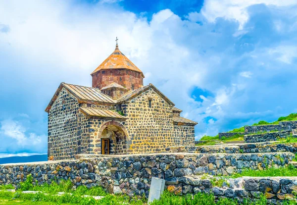 В Sevanavank монастирі — стокове фото