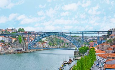 Porto Gaia arasında köprü