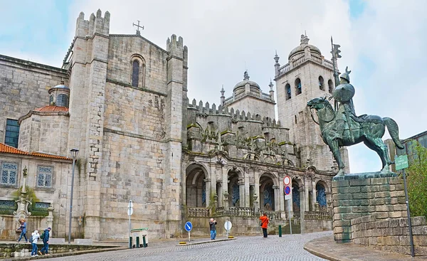 Se Cathedral, heykel