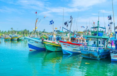 Mirissa balıkçı tekneleri