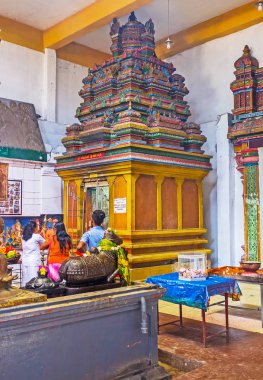 Munneswaram Kovil Tapınak